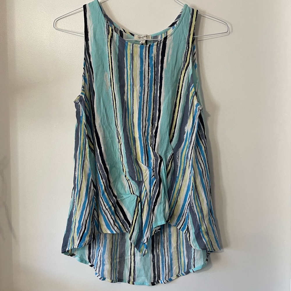 Umgee Sleeveless Vertical Stripes Blue White Tank Top Large. Runs small.